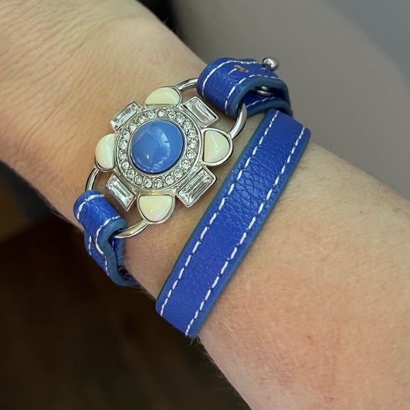 Blue Lia Sophia Bracelet - Picture 1 of 3